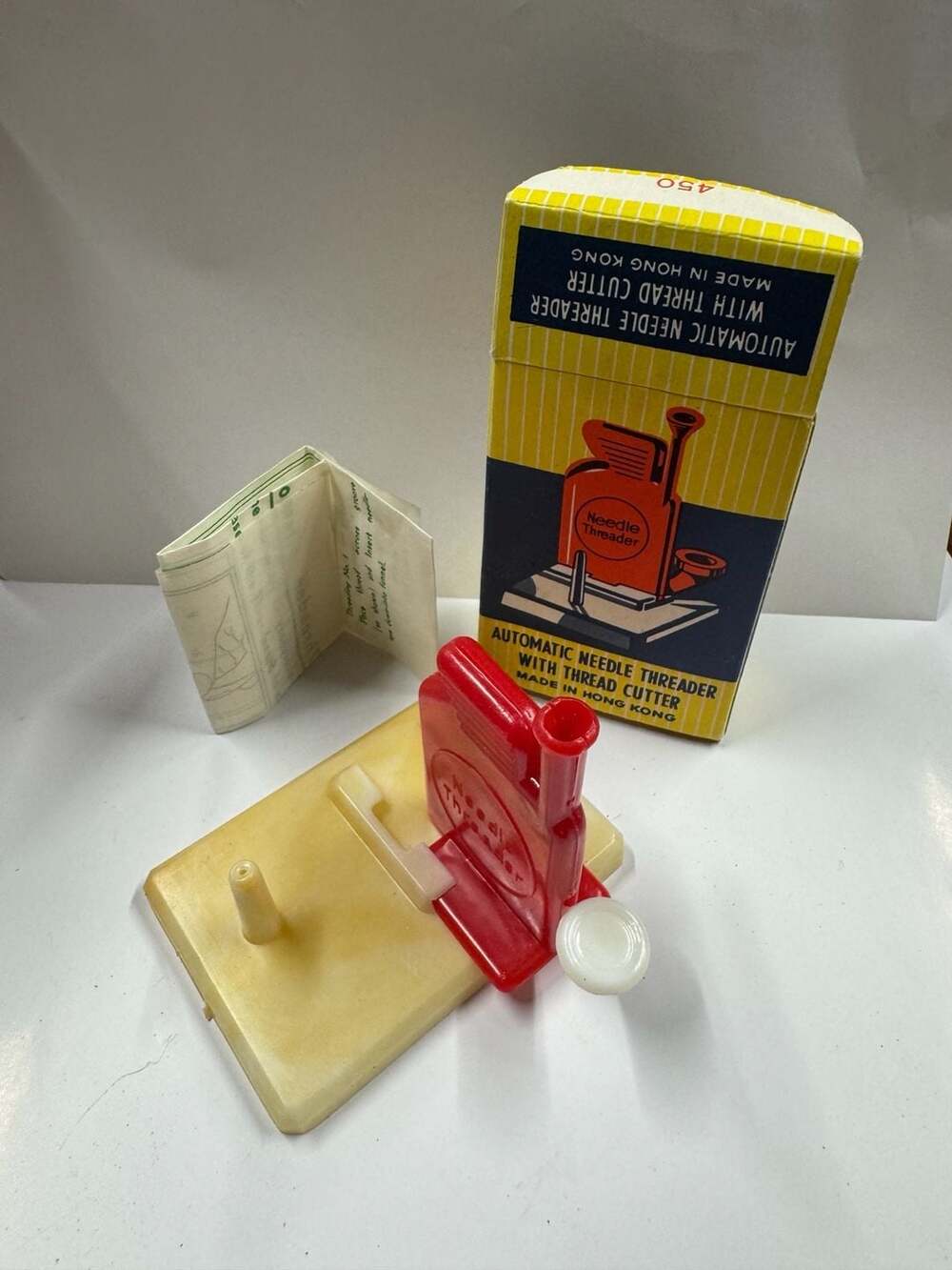 Vintage Automatic Needle Threader with Thread Cutter Made in Hong Kong